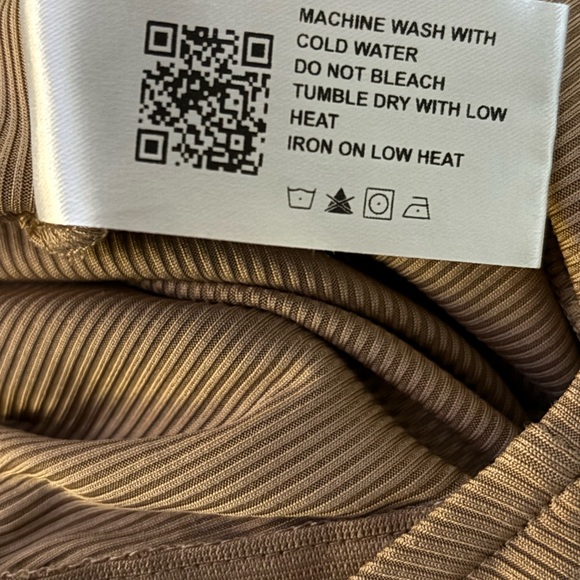 Cider Sleeveless Tan Jumpsuit Size M - Picture 5 of 7